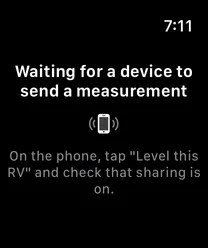 Apple Watch waiting for a measurement, with the same hint.